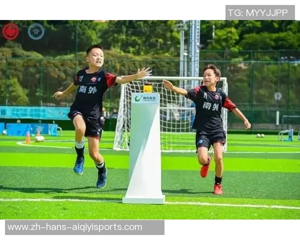 法兰克福足球队的辉煌历程与未来展望：从历史到梦想的追逐之路